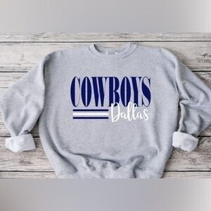 Cowboys striped crewneck